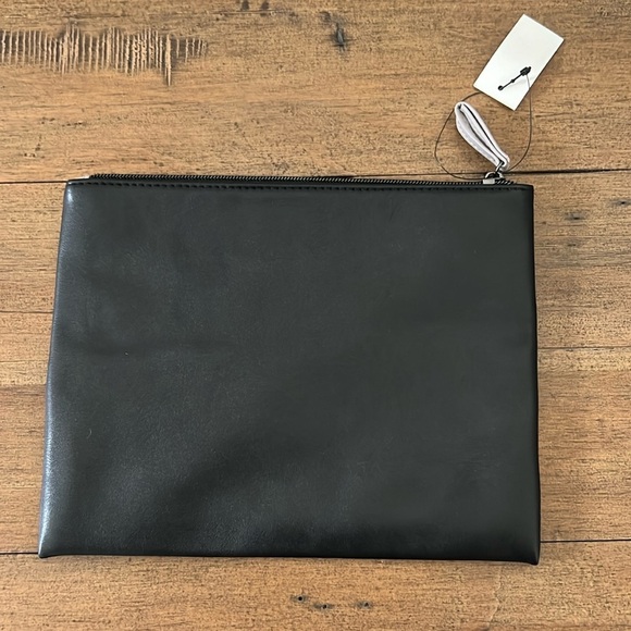 SpaceNK makeup bag - Picture 2 of 7